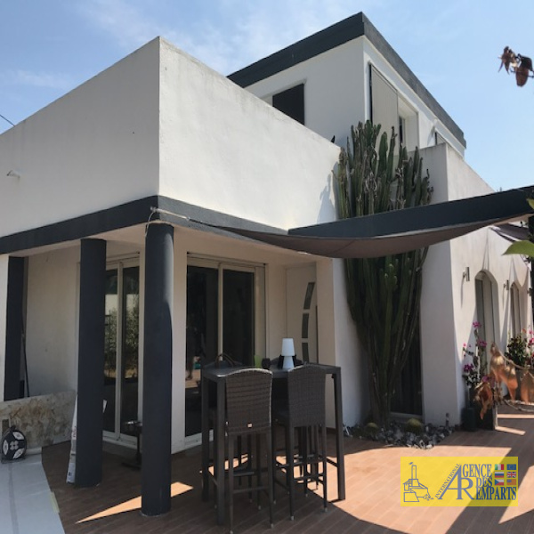 Selling Villas Antibes 06600